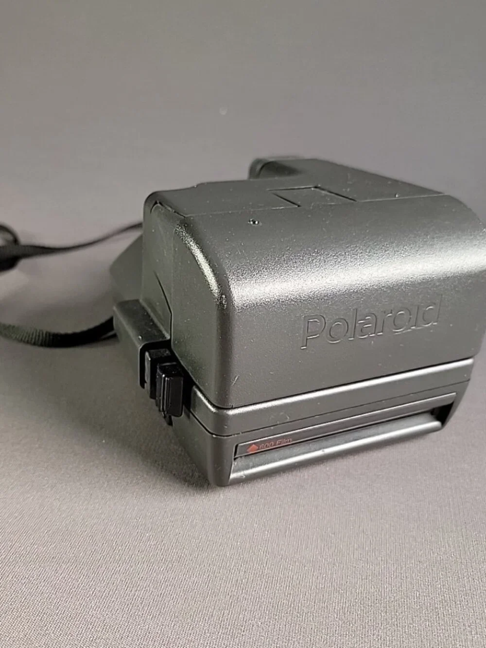 Vintage Polaroid One Step Close Up 600 Instant Film Camera With Strap NOT TESTED